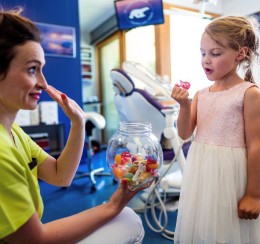 le dentiste que les enfants adorent - Cabinet les Mondes Polaires Annecy Doussard